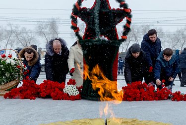 Слава защитникам Отечества!